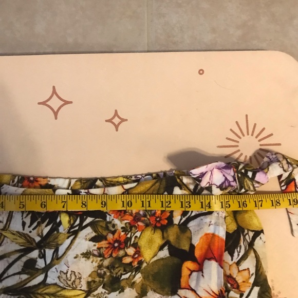 Chicos faux wrap skirt. Beautiful fall colors. - Picture 4 of 6